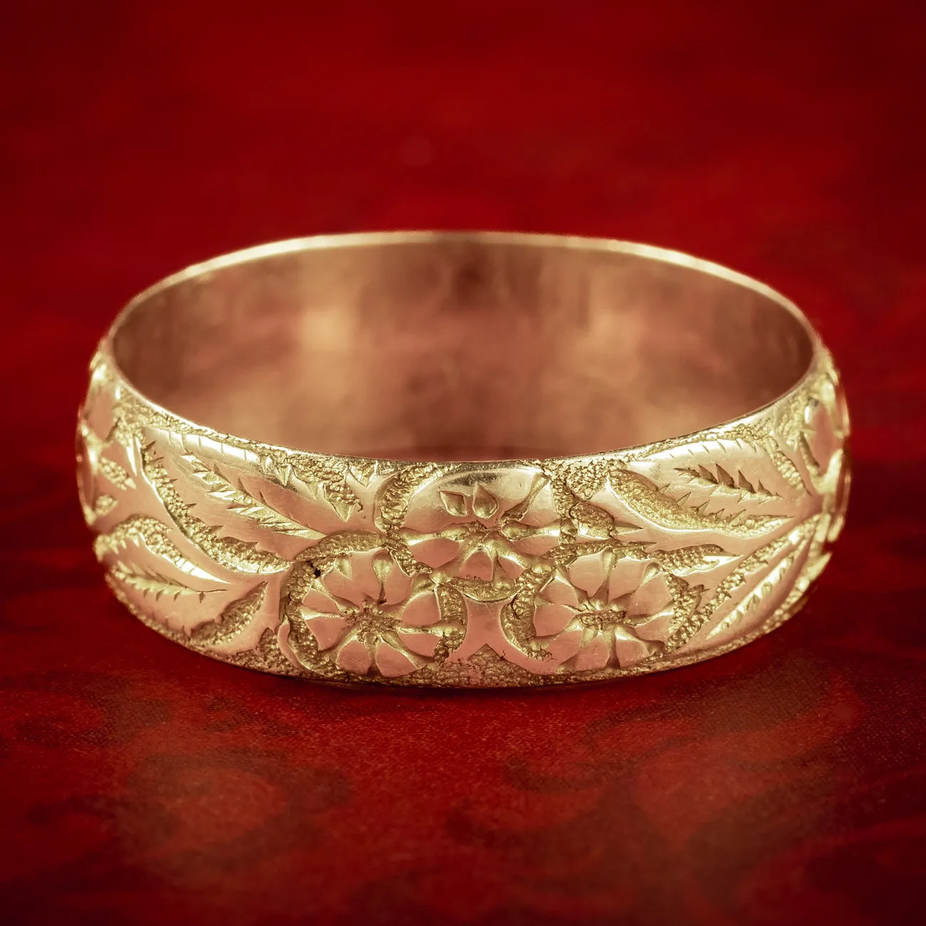 Antique Edwardian Floral Band Ring Dated 1902