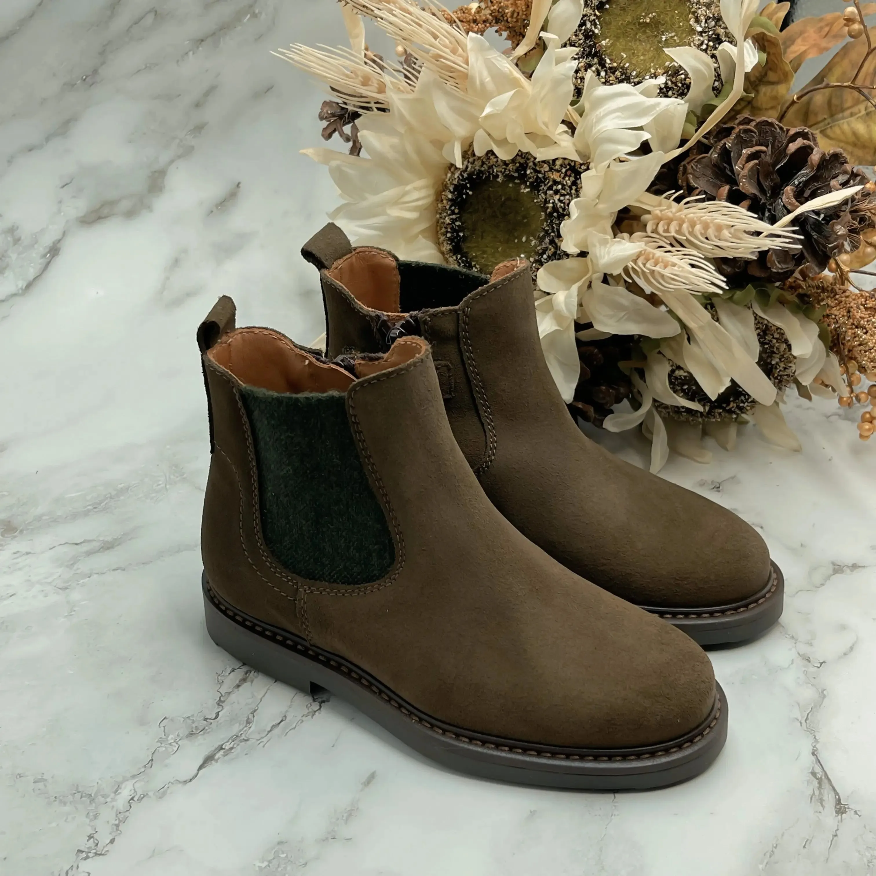 Marco- Olive Suede Boy Chelsea Boots