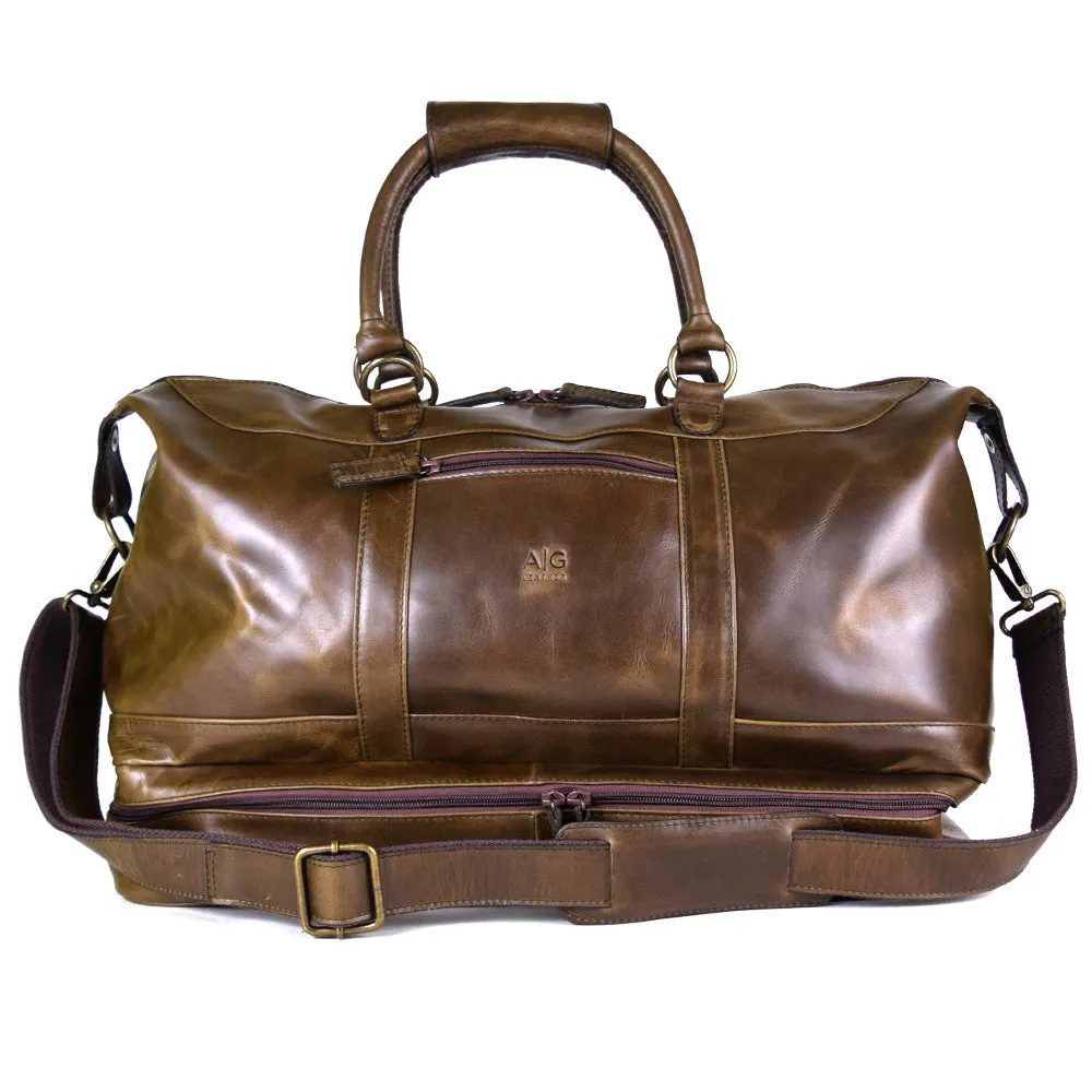 Weekender Bag with shoe compartment in Chocolate color Leather - Professional Players Favorite